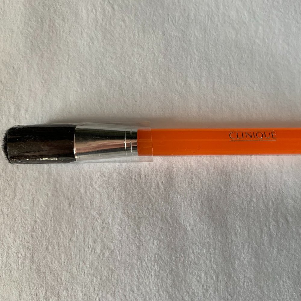 Clinique Powder Brush NEW